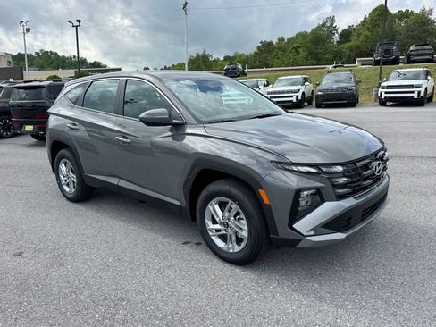 New 2026 Hyundai Tucson SE AWD/4WD image 2