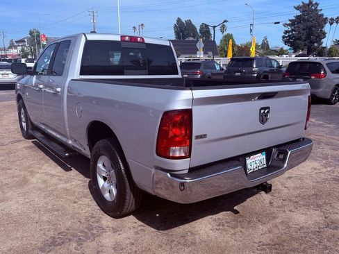 Used 2014 RAM 1500 Classic SLT RWD image 4