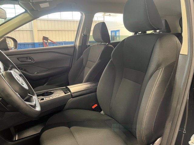 Used 2024 Nissan Rogue S FWD image 23