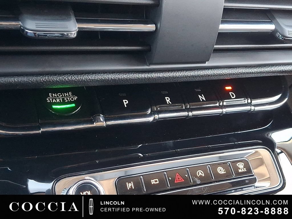 Certified 2023 Lincoln Corsair AWD image 16