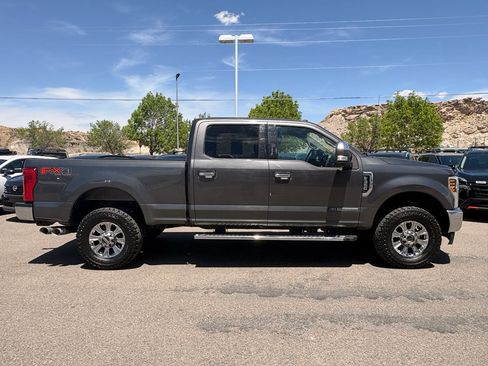 Used 2019 Ford F350 XLT w/ XLT Premium Package AWD/4WD image 6