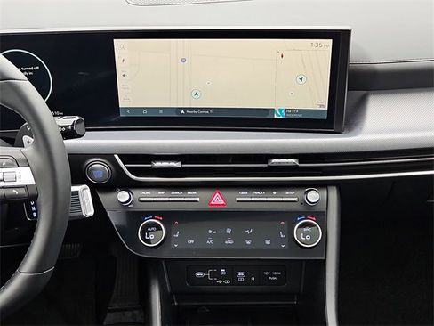 Used 2024 Hyundai Sonata SEL w/ Convenience Package image 18