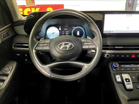 Used 2023 Hyundai Palisade Limited image 5