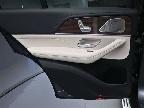 Used 2023 Mercedes-Benz GLE 350 4MATIC image 24