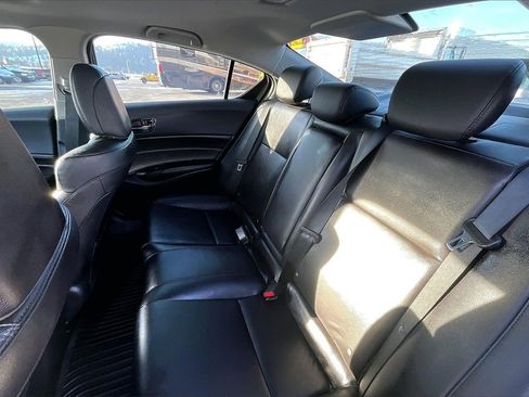 Used 2017 Acura ILX Base image 26