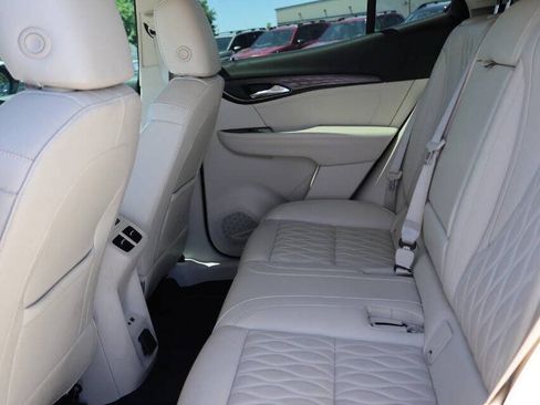 Used 2021 Buick Envision Avenir w/ Technology Package II AWD/4WD image 16