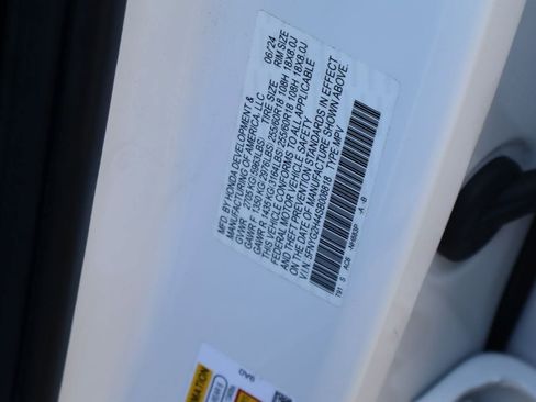 Used 2025 Honda Pilot EX-L image 29