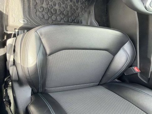 Used 2022 Jeep Compass Latitude FWD image 9