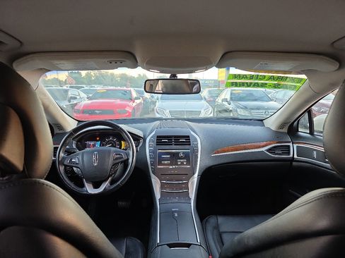 Used 2016 Lincoln MKZ Hybrid image 25