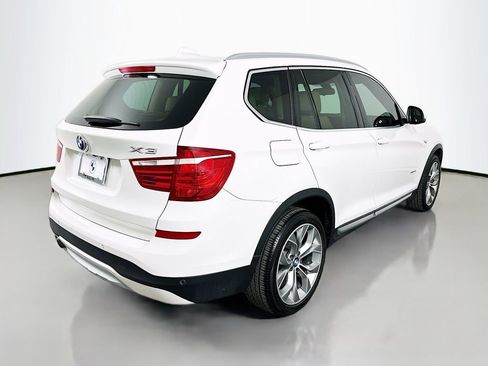 Used 2017 BMW X3 sDrive28i image 5