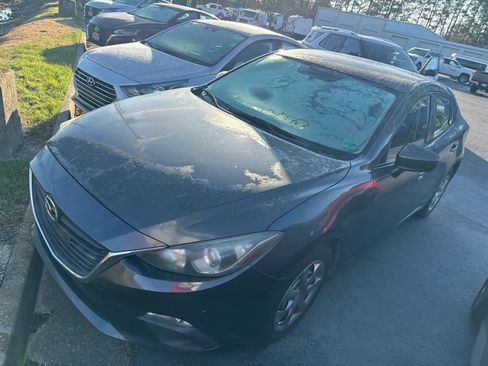 Used 2016 MAZDA MAZDA3 i Sport image 9