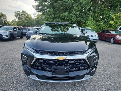 Used 2025 Chevrolet Blazer LT AWD/4WD image 8
