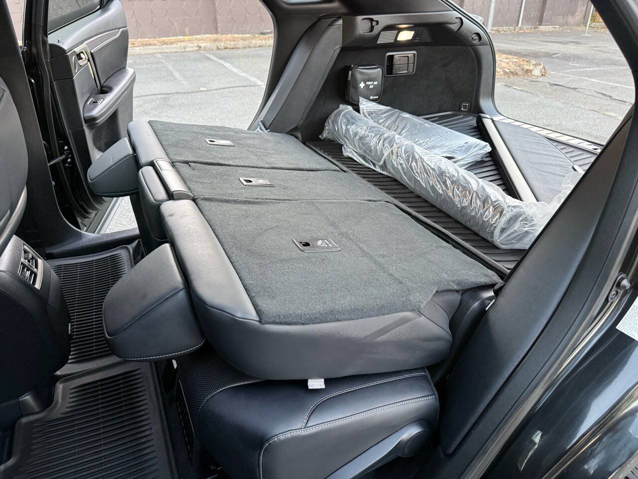 Used 2020 Lexus RX 450h F Sport w/ Accessory Package AWD/4WD image 47