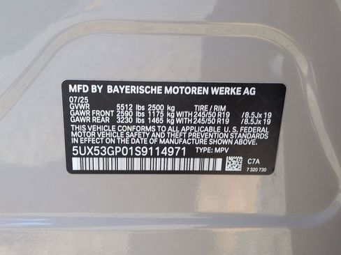 Used 2025 BMW X3 xDrive30i w/ Premium Package image 26