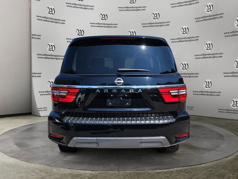 Used 2024 Nissan Armada SV image 4