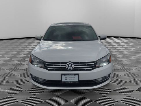 Used 2013 Volkswagen Passat TDI SEL Premium FWD image 2