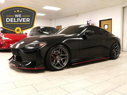 Used 2023 Nissan Z Performance 2dr Coupe 9A w/ Floor Mat Package (L93) image 2