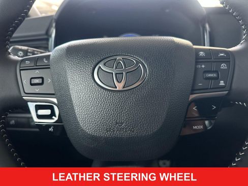 New 2026 Toyota Camry Hybrid FWD image 20