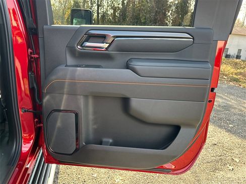 New 2026 GMC Sierra 2500 AT4 image 17