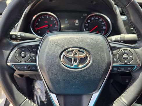 Used 2019 Toyota Camry XSE FWD image 29