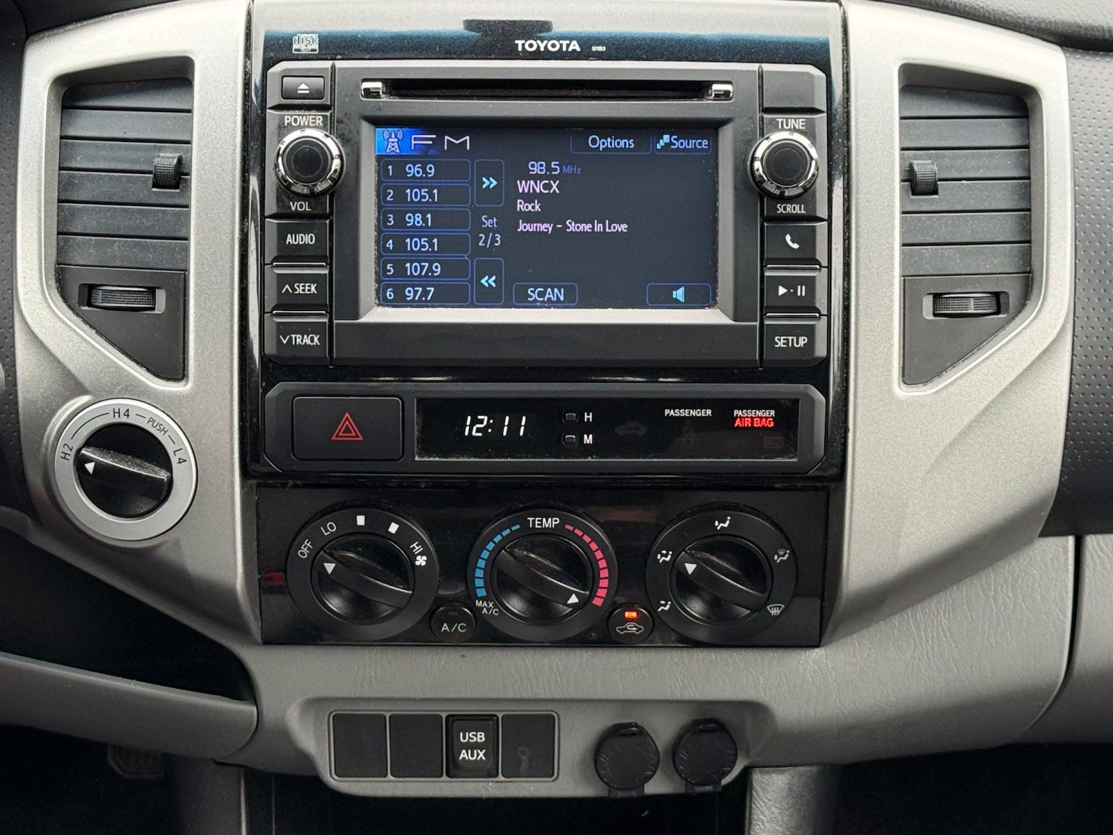 Used 2013 Toyota Tacoma 4x4 Double Cab w/ TRD Sport Pkg image 19