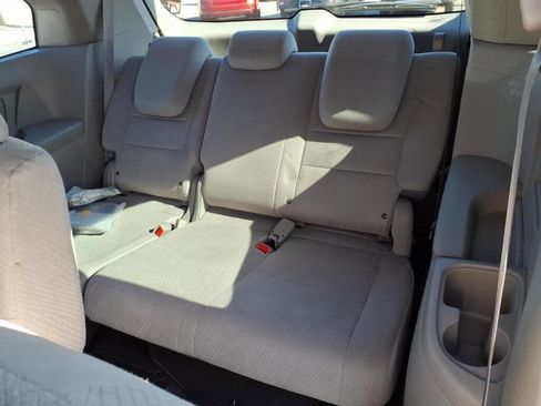 Used 2016 Honda Odyssey SE image 11