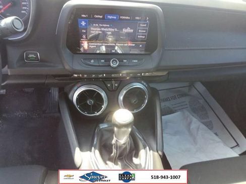 Used 2021 Chevrolet Camaro LT w/ Technology Package RWD image 15