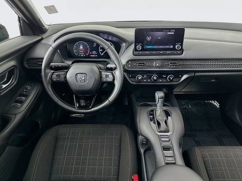 Used 2025 Honda HR-V Sport image 22