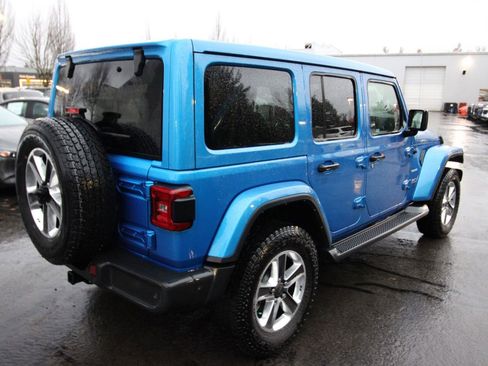 Used 2021 Jeep Wrangler Unlimited Sahara image 5