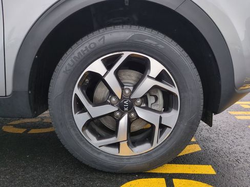 Used 2021 Kia Sportage LX w/ LX AWD Popular Package image 11