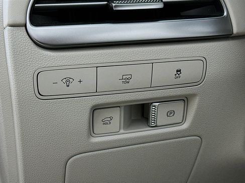 Used 2023 Hyundai Palisade Limited w/ Cargo Package image 10