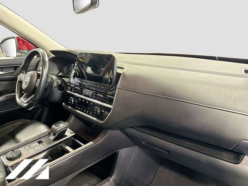 Used 2022 Nissan Pathfinder SL w/ SL Black Package AWD/4WD image 31