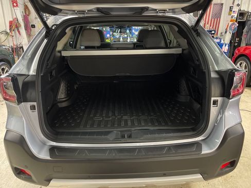 Certified 2025 Subaru Outback Limited AWD/4WD image 28