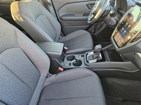 Certified 2025 Subaru Forester Premium image 10