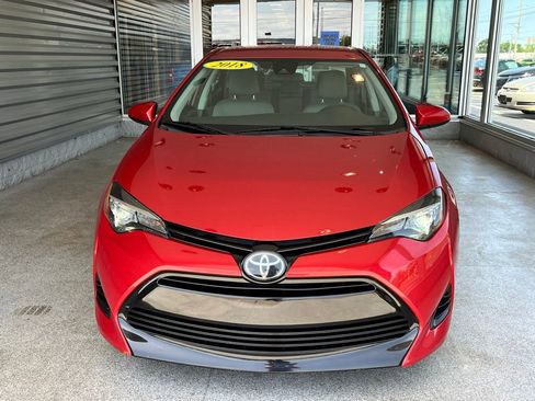 Used 2018 Toyota Corolla LE FWD image 13
