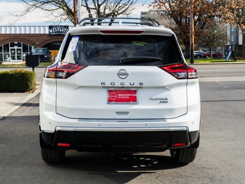 New 2026 Nissan Rogue Platinum image 5