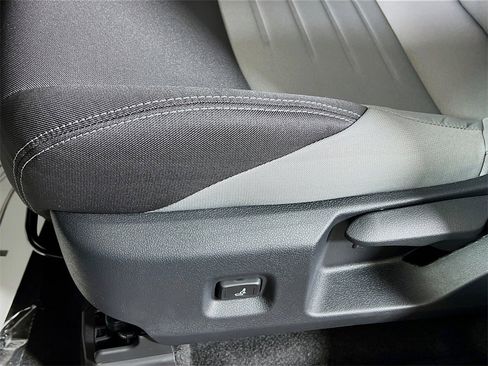 Certified 2025 Toyota Tacoma TRD Sport image 17