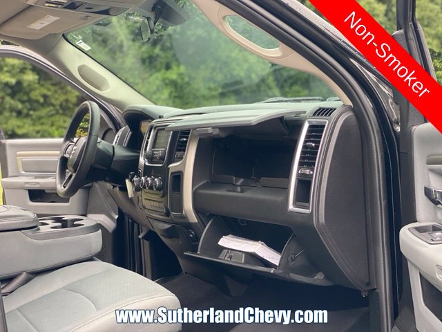 Used 2020 RAM 1500 Classic SLT AWD/4WD image 23