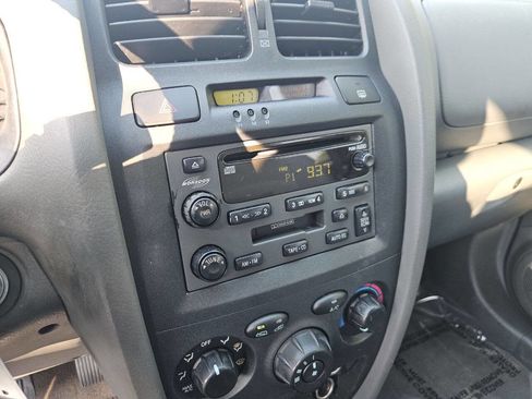 Used 2005 Hyundai Santa Fe GLS FWD image 19