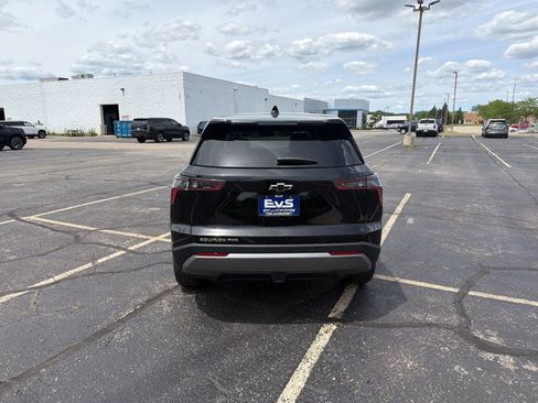 New 2026 Chevrolet Equinox LT w/ Convenience Package II AWD/4WD image 8