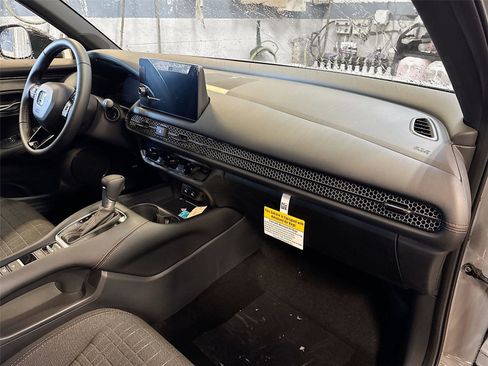 New 2027 Honda HR-V Sport image 28
