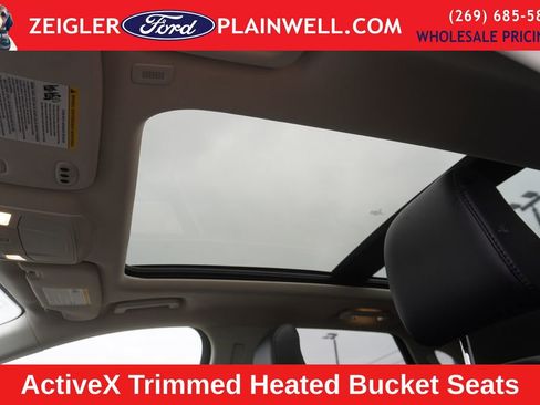 Used 2024 Ford Edge SEL w/ Convenience Package image 18