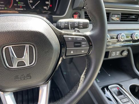 Used 2025 Honda Pilot EX-L image 20