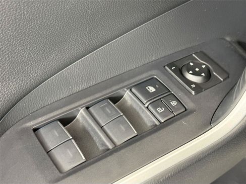 Used 2022 Toyota RAV4 XSE AWD/4WD image 28