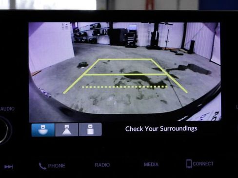 Certified 2023 Honda HR-V LX image 32