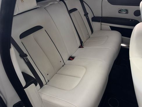 Used 2022 Rolls-Royce Ghost w/ Ghost Package AWD/4WD image 25