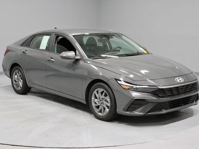 Used 2024 Hyundai Elantra SEL