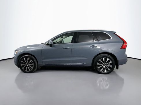 Certified 2023 Volvo XC60 B5 Plus AWD/4WD image 9