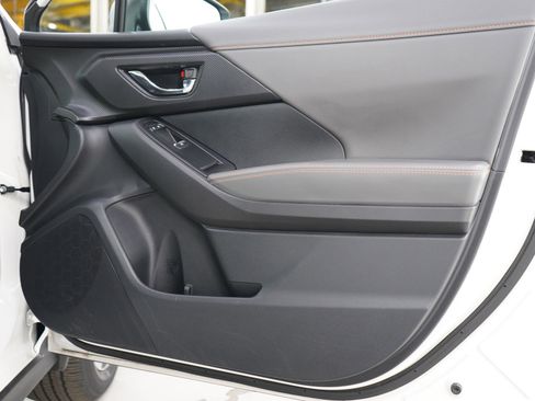 Used 2024 Subaru Crosstrek 2.5i Limited w/ Popular Package #4A image 9