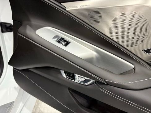 New 2026 Chevrolet Corvette Stingray image 17